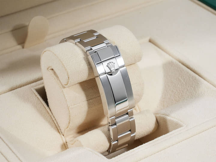 ロレックス デイトナ Ref.116506 プラチナ アイスブルー文字盤