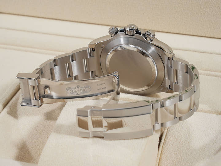 ロレックス デイトナ Ref.116506 プラチナ アイスブルー文字盤