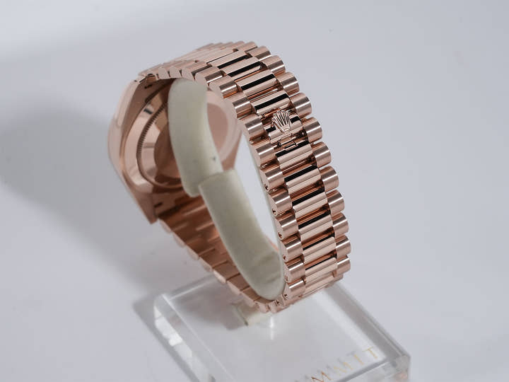 ロレックス デイデイト40 Ref.228235A エバーローズゴールド サンダストx10Pダイヤ文字盤