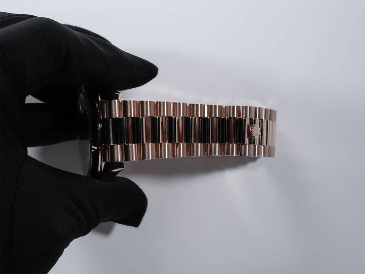 ロレックス デイデイト40 Ref.228235A エバーローズゴールド サンダストx10Pダイヤ文字盤