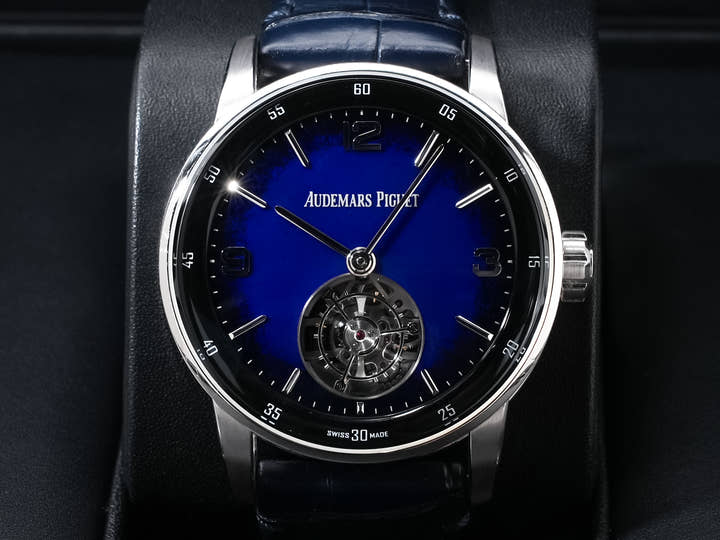 オーデマピゲ CODE 11.59 バイ オーデマ ピゲ フライング トゥールビヨン Ref.26396BC.OO.D321CR.01 ホワイトゴールド ブルーアヴェンチュリンエナメル文字盤