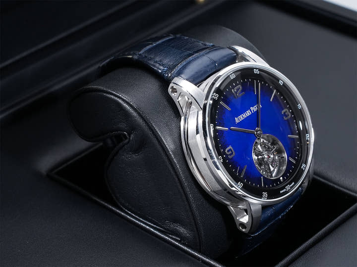 オーデマピゲ CODE 11.59 バイ オーデマ ピゲ フライング トゥールビヨン Ref.26396BC.OO.D321CR.01 ホワイトゴールド ブルーアヴェンチュリンエナメル文字盤