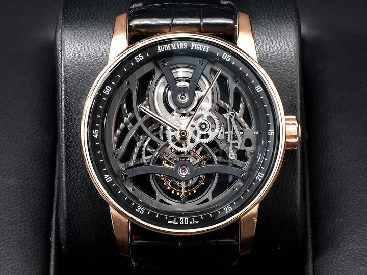オーデマピゲ CODE 11.59 バイ オーデマ ピゲ トゥールビヨン オープンワーク Ref.26600OR.OO.D002CR.01 ピンクゴールド ブラックラッカーインナーベゼル、オープンワーク文字盤