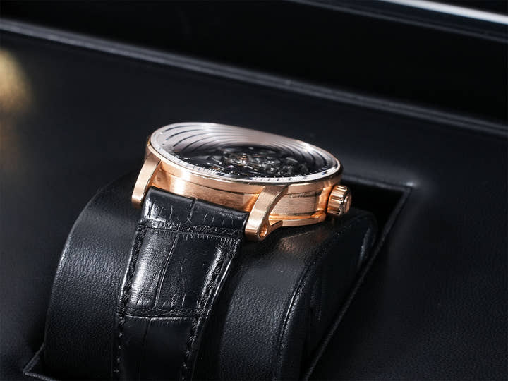 オーデマピゲ CODE 11.59 バイ オーデマ ピゲ トゥールビヨン オープンワーク Ref.26600OR.OO.D002CR.01 ピンクゴールド ブラックラッカーインナーベゼル、オープンワーク文字盤