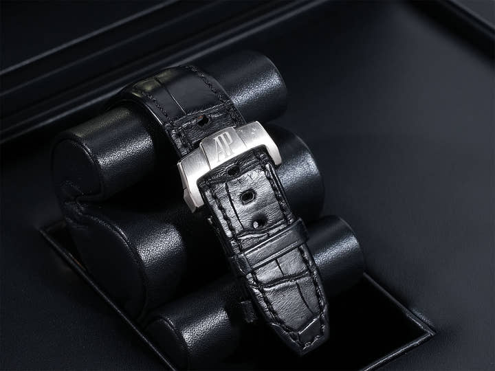 オーデマピゲ CODE 11.59 バイ オーデマ ピゲ Ref.26399CR.OO.D002CR.01 ホワイトゴールド/ピンクゴールド オープンワーク文字盤