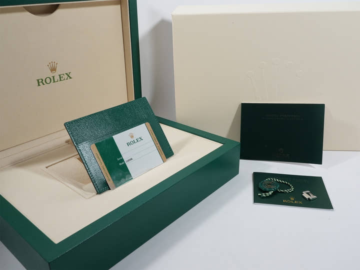 ロレックス デイトナ Ref.116506A プラチナ アイスブルー文字盤