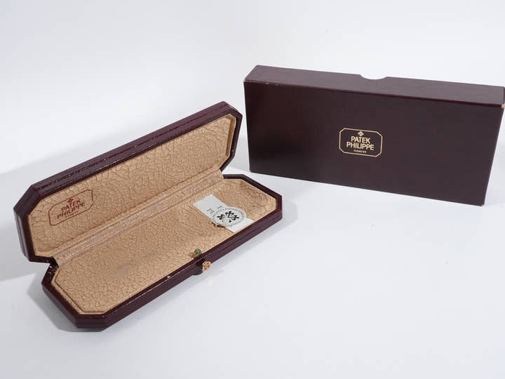 パテックフィリップ カラトラバ Ref.3923A ステンレススチール シルバー文字盤