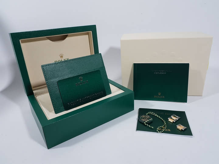 ロレックス エクスプローラー36 Ref.124273 ステンレススチール/イエローゴールド ブラック文字盤