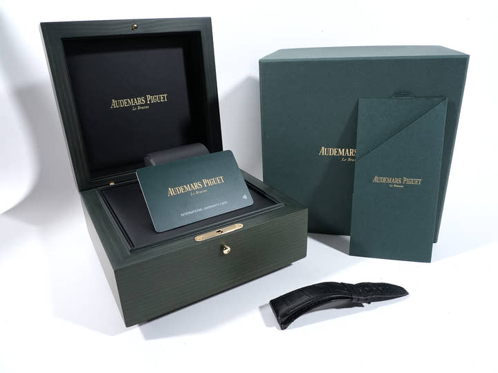 オーデマピゲ CODE 11.59 バイ オーデマ ピゲ Ref.15210CR.OO.A002KB.01 ホワイトゴールド/ピンクゴールド グレーラッカー文字盤