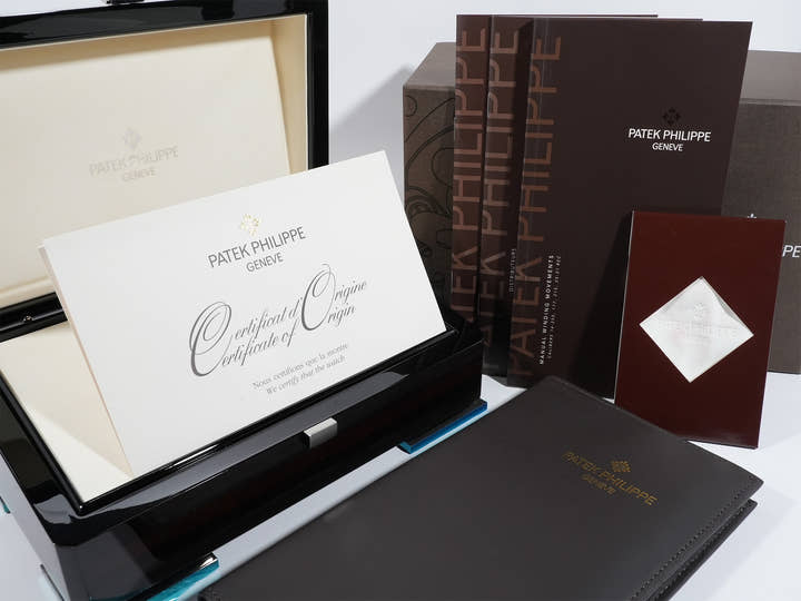 パテックフィリップ カラトラバ Ref.5119J-001 イエローゴールド ホワイト文字盤