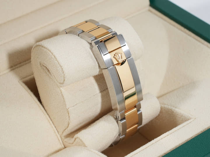 ロレックス エクスプローラー36 Ref.124273 ステンレススチール/イエローゴールド ブラック文字盤