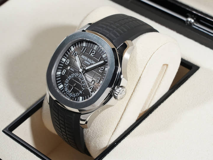 パテックフィリップ アクアノート トラベルタイム Ref.5164A-001 ステンレススチール ブラック文字盤