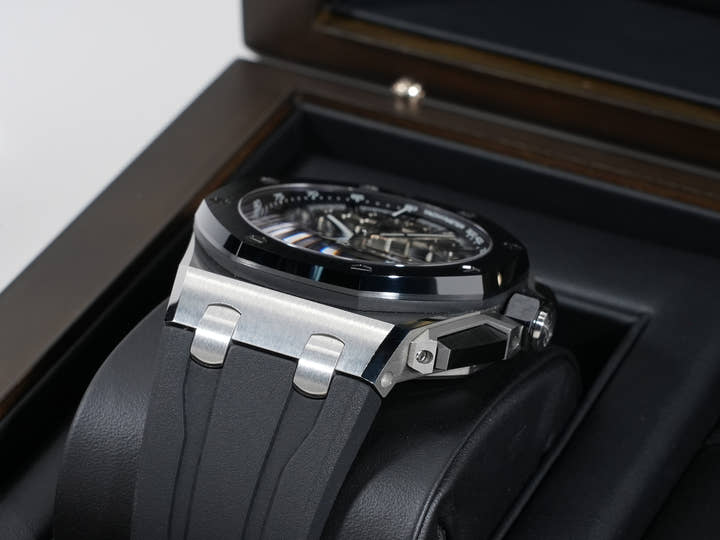 オーデマピゲ ロイヤルオーク オフショア クロノグラフ Ref.26420SO.OO.A600CA.01 ステンレススチール スモークブラウン文字盤