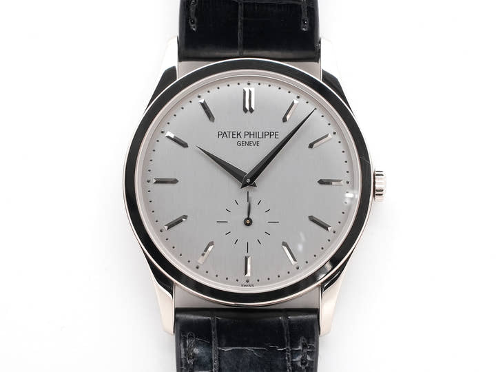 Patek Philippe Calatrava Ref. 5196G-001 White Gold Silver Dial