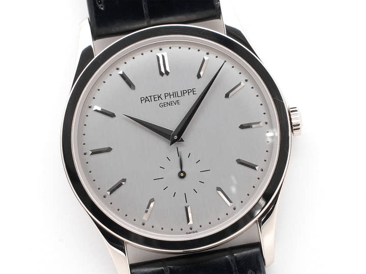 Patek Philippe Calatrava Ref. 5196G-001 White Gold Silver Dial