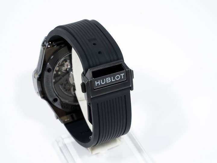 ウブロ ビッグバン ウニコ サファイア オールブラック Ref.411.JB.4901.RT スケルトン文字盤 中古 2eoqmney