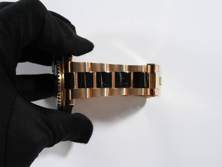 Rolex Submariner Date Ref. 126618LB Yellow Gold Blue Dial