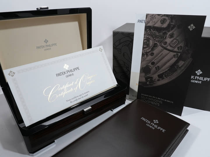 パテックフィリップ アクアノート Ref.5168G-001 ホワイトゴールド ミッドナイトブルー文字盤