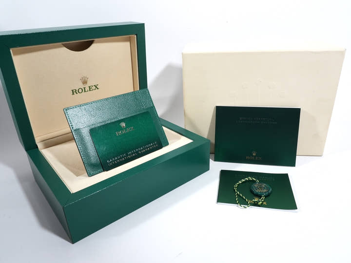 Rolex Daytona Ref. 116508 Yellow Gold Green Dial