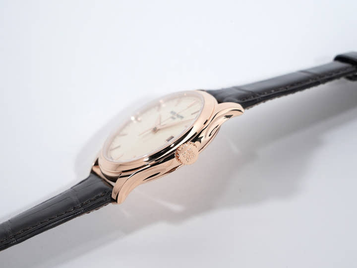 パテックフィリップ カラトラバ Ref.5227R-001 ローズゴールド アイボリー文字盤