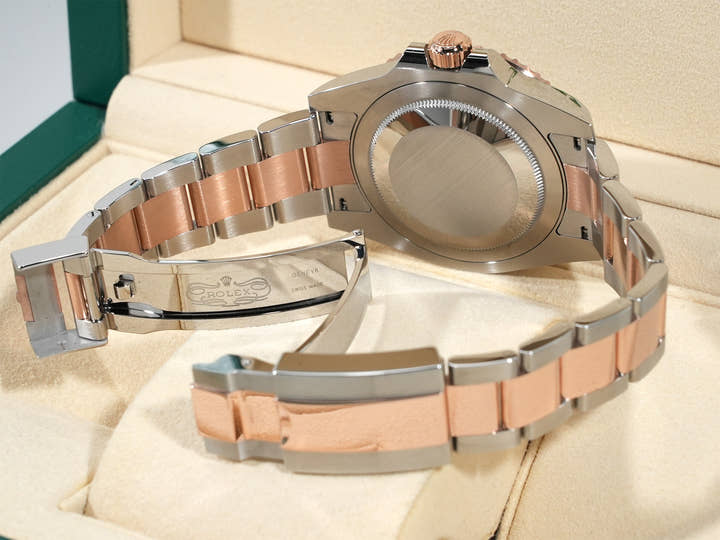 Rolex GMT-Master II Ref. 126711CHNR Stainless Steel/Everose Gold Black Dial