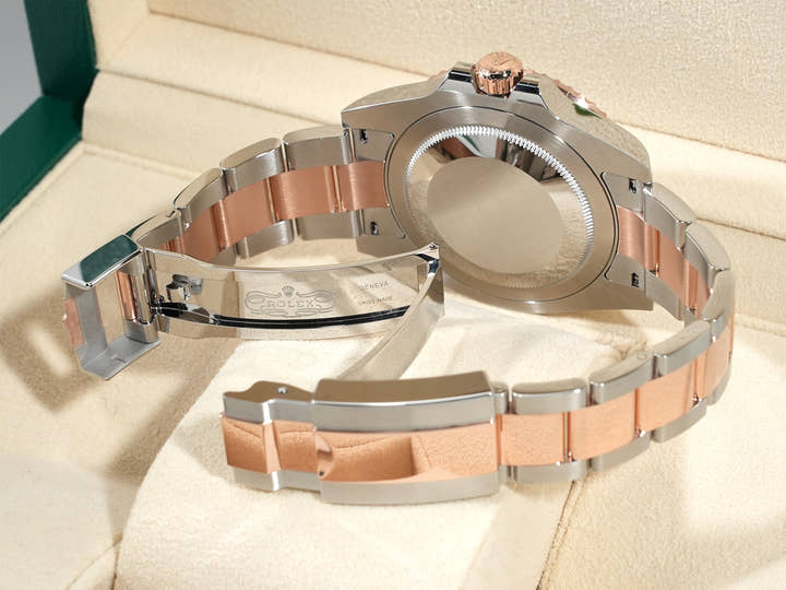 Rolex GMT-Master II Ref. 126711CHNR Stainless Steel/Everose Gold Black Dial