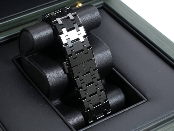 Audemars Piguet Royal Oak Chronograph Ref. 26240CE.OO.1225CE.02 Black Ceramic Black Dial