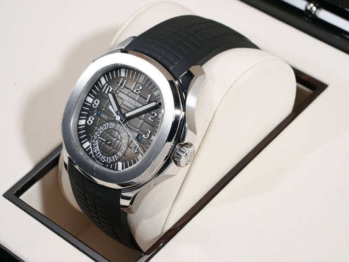 パテックフィリップ アクアノート トラベルタイム Ref.5164A-001 ステンレススチール ブラック文字盤