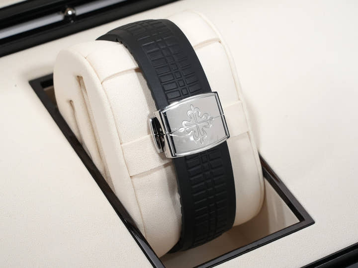 パテックフィリップ アクアノート トラベルタイム Ref.5164A-001 ステンレススチール ブラック文字盤