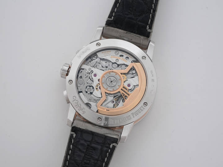 オーデマピゲ CODE 11.59 バイ オーデマ ピゲ クロノグラフ Ref.26393CR.OO.A009CR.01 ホワイトゴールド/ピンクゴールド シルバー文字盤