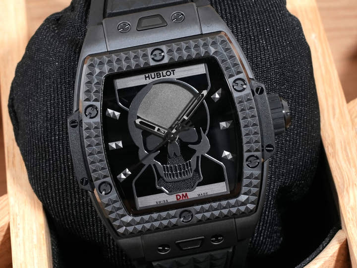 ウブロ スピリット オブ ビッグバン デペッシュ モード Ref.646.CI.0110.RX.DPM24 ブラック文字盤 未使用 vctb96ca