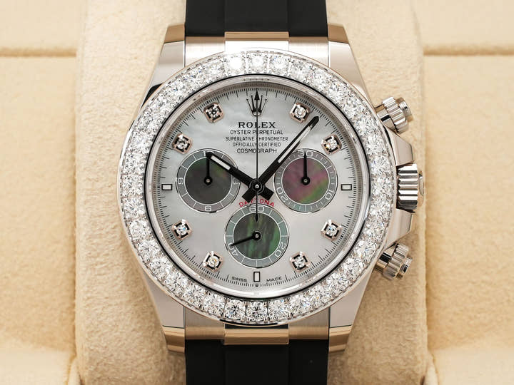 Rolex Daytona Ref. 126589RBR White Gold Mother-of-Pearl x White/Black Dial