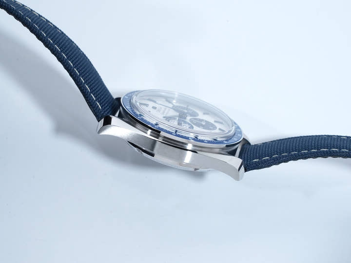 オメガ スピードマスター 記念モデル コーアクシャル マスター クロノメーター クロノグラフ 42MM Ref.310.32.42.50.02.001 シルバー文字盤 未使用 39otncwn