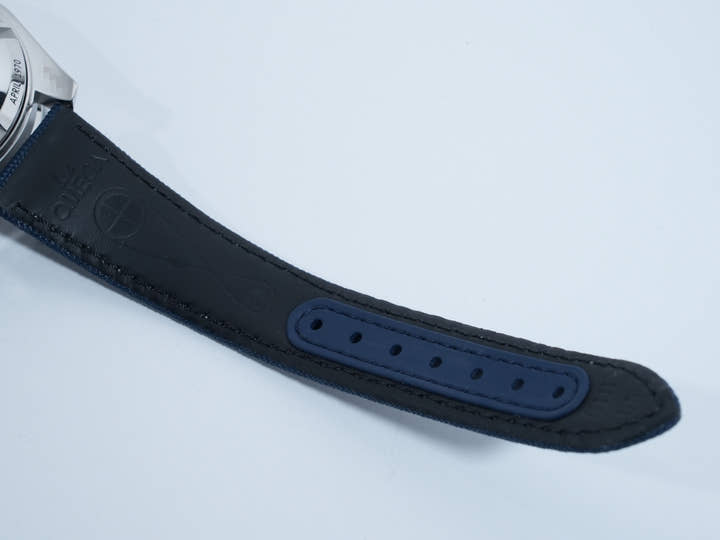 オメガ スピードマスター 記念モデル コーアクシャル マスター クロノメーター クロノグラフ 42MM Ref.310.32.42.50.02.001 シルバー文字盤 未使用 39otncwn