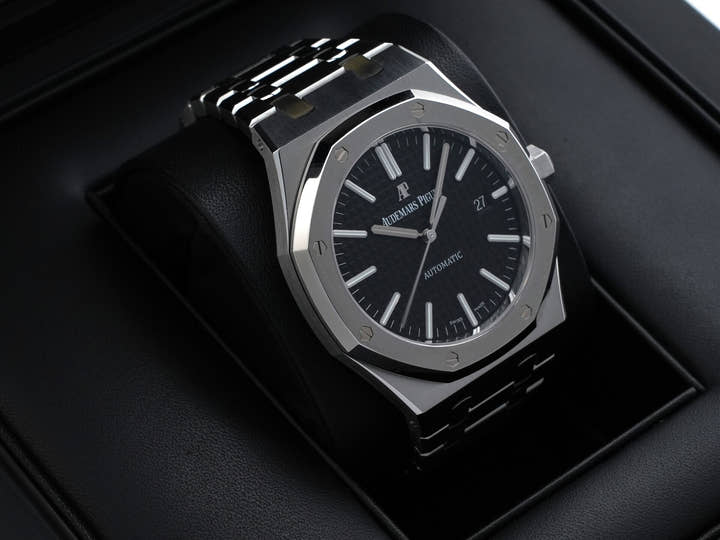 オーデマピゲ ロイヤルオーク Ref.15400ST.OO.1220ST.01.A ステンレススチール ブラック文字盤