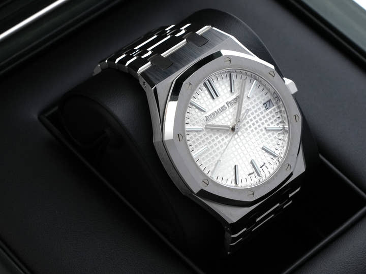 オーデマピゲ ロイヤルオーク 50周年記念 Ref.15510ST.OO.1320ST.03 ステンレススチール シルバー文字盤