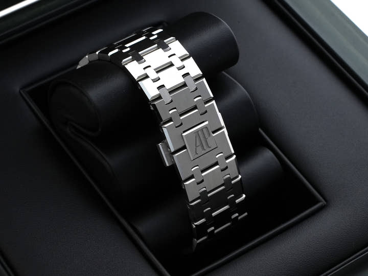 オーデマピゲ ロイヤルオーク 50周年記念 Ref.15510ST.OO.1320ST.03 ステンレススチール シルバー文字盤