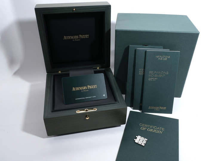 オーデマピゲ ロイヤルオーク 50周年記念 Ref.15510ST.OO.1320ST.03 ステンレススチール シルバー文字盤