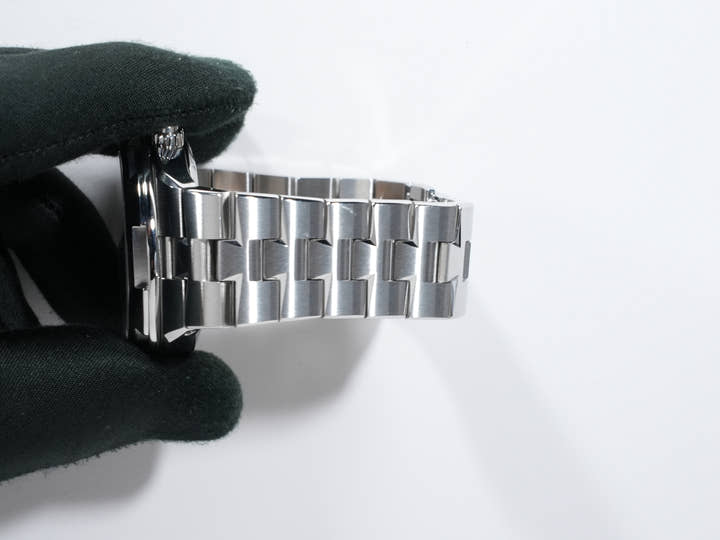 ヴァシュロンコンスタンタン オーヴァーシーズ デュアルタイム Ref.7900V/110A-B334 ブルー文字盤 中古 heqqbe3d