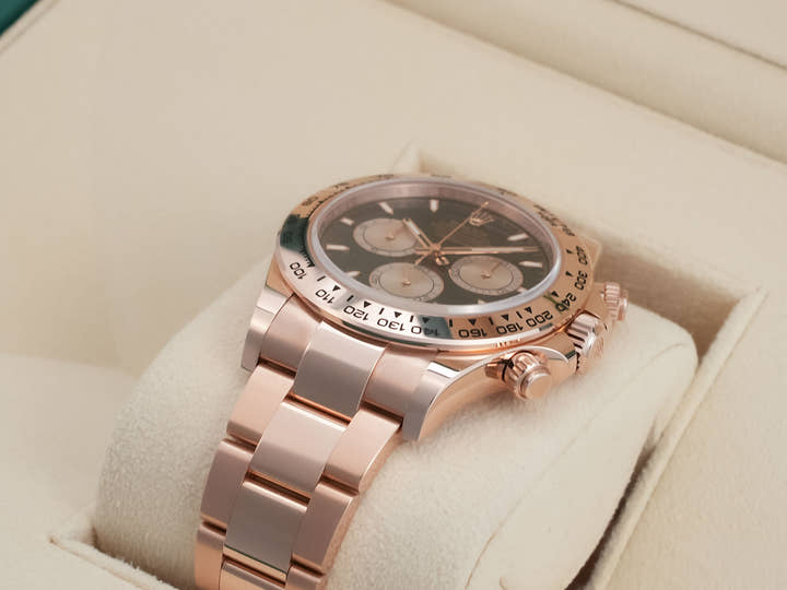 ロレックス デイトナ Ref.126505 エバーローズゴールド ブライトブラックxサンダスト文字盤