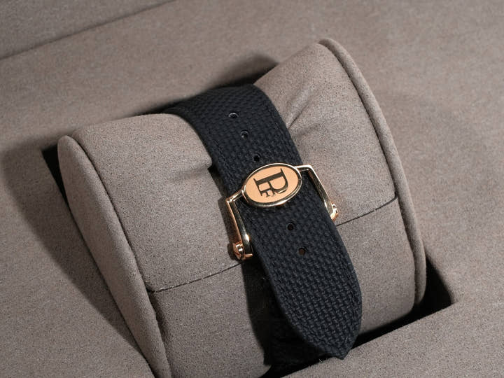 Parmigiani Fleurier Tonda PF Sport Automatic Ref.PFC930-2020001-400182 Silver Dial Good Condition Pre-Owned ovuzqynx