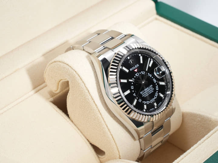 ロレックス スカイドゥエラー Ref.326934 ステンレススチール/ホワイトゴールド ブラック文字盤 オイスターブレスレット