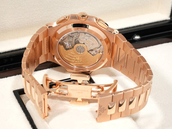 パテックフィリップ ノーチラス トラベルタイム クロノグラフ Ref.5990/1R-001 ローズゴールド ブルーソレイユ文字盤