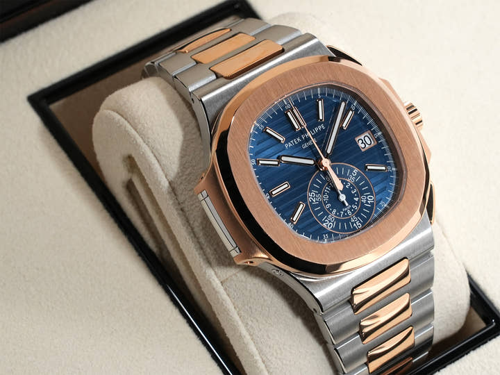 パテックフィリップ ノーチラス クロノグラフ Ref.5980/1AR-001 ステンレススチール/ローズゴールド ブルー文字盤
