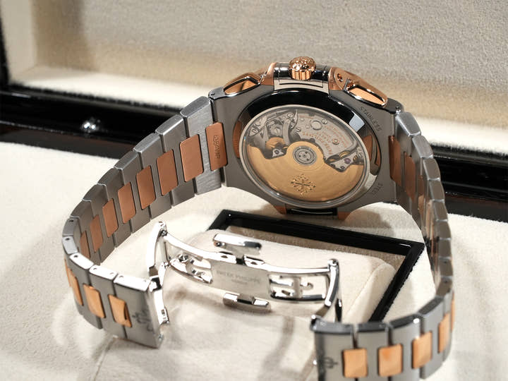 パテックフィリップ ノーチラス クロノグラフ Ref.5980/1AR-001 ステンレススチール/ローズゴールド ブルー文字盤