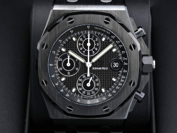 オーデマピゲ ロイヤルオーク オフショア クロノグラフ Ref.26238CE.OO.1300CE.01 ブラックセラミック ブラック文字盤