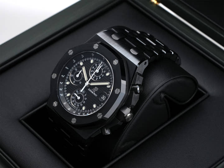 オーデマピゲ ロイヤルオーク オフショア クロノグラフ Ref.26238CE.OO.1300CE.01 ブラックセラミック ブラック文字盤