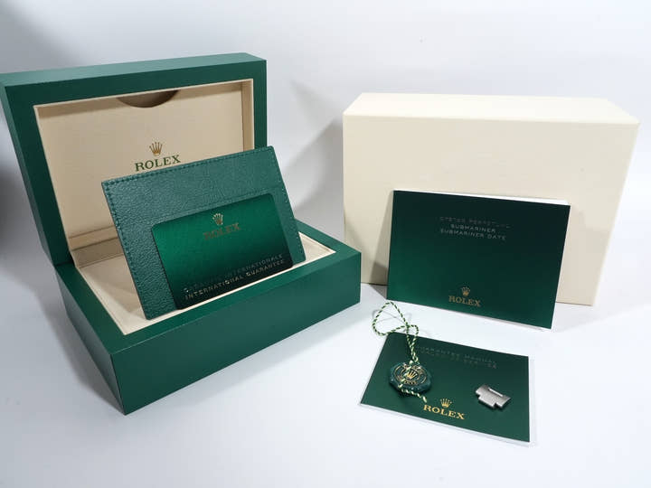 Rolex Submariner Date Ref. 126610LV Stainless Steel Black Dial