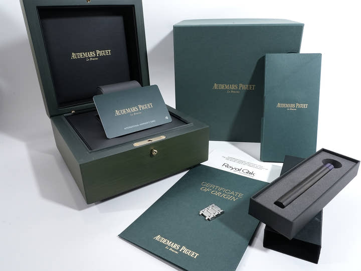 オーデマピゲ ロイヤルオーク ジャンボ エクストラ シン 50周年記念 Ref.16202ST.OO.1240ST.01 ステンレススチール ナイトブルー文字盤