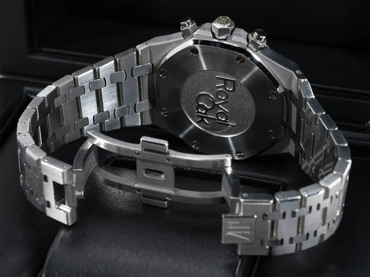 オーデマピゲ ロイヤルオーク クロノグラフ Ref.26331ST.OO.1220ST.01 ステンレススチール ブルー文字盤